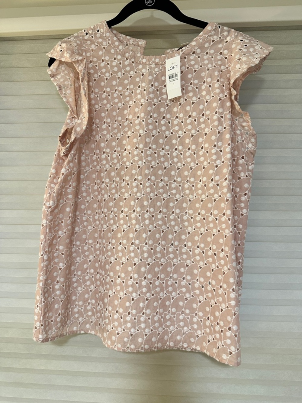 LOFT Blush Pink Eyelet Ruffle Sleeve Top